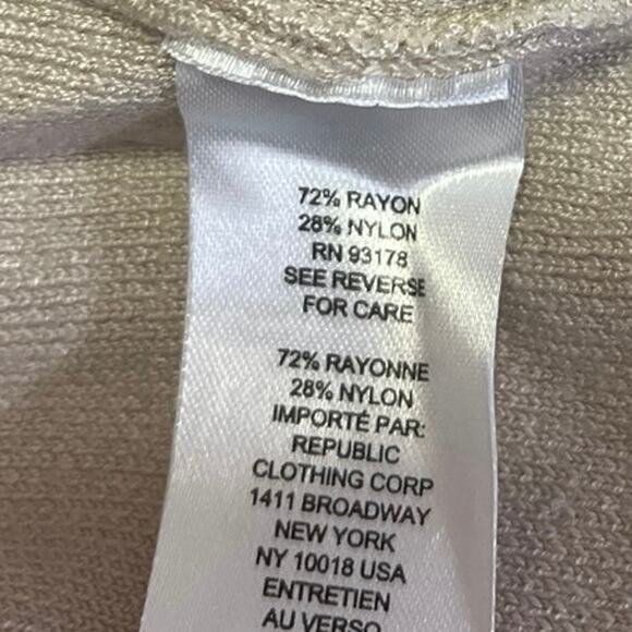 Tahari Cewam White Knit Long Sleeve Button Down Collar Cardigan Sweater Top Sz S - Picture 6 of 6